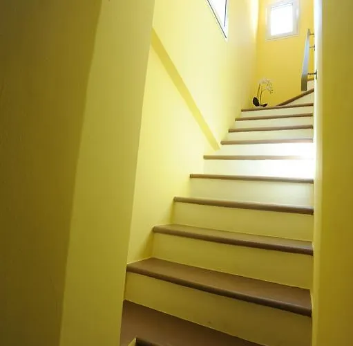 Aurora Domus D'a-mare *