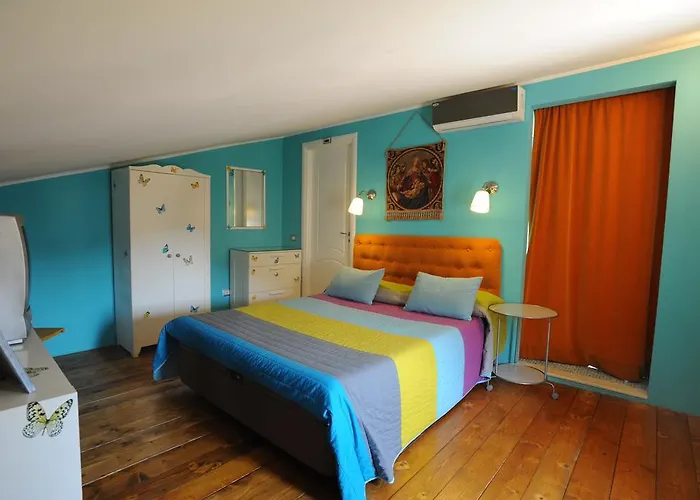 Aurora Domus D'a-mare *